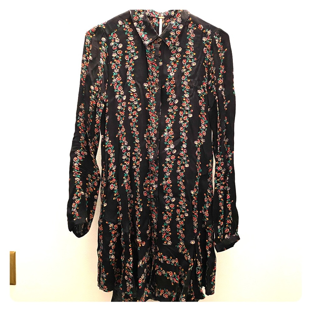 Free People floral button up NWT